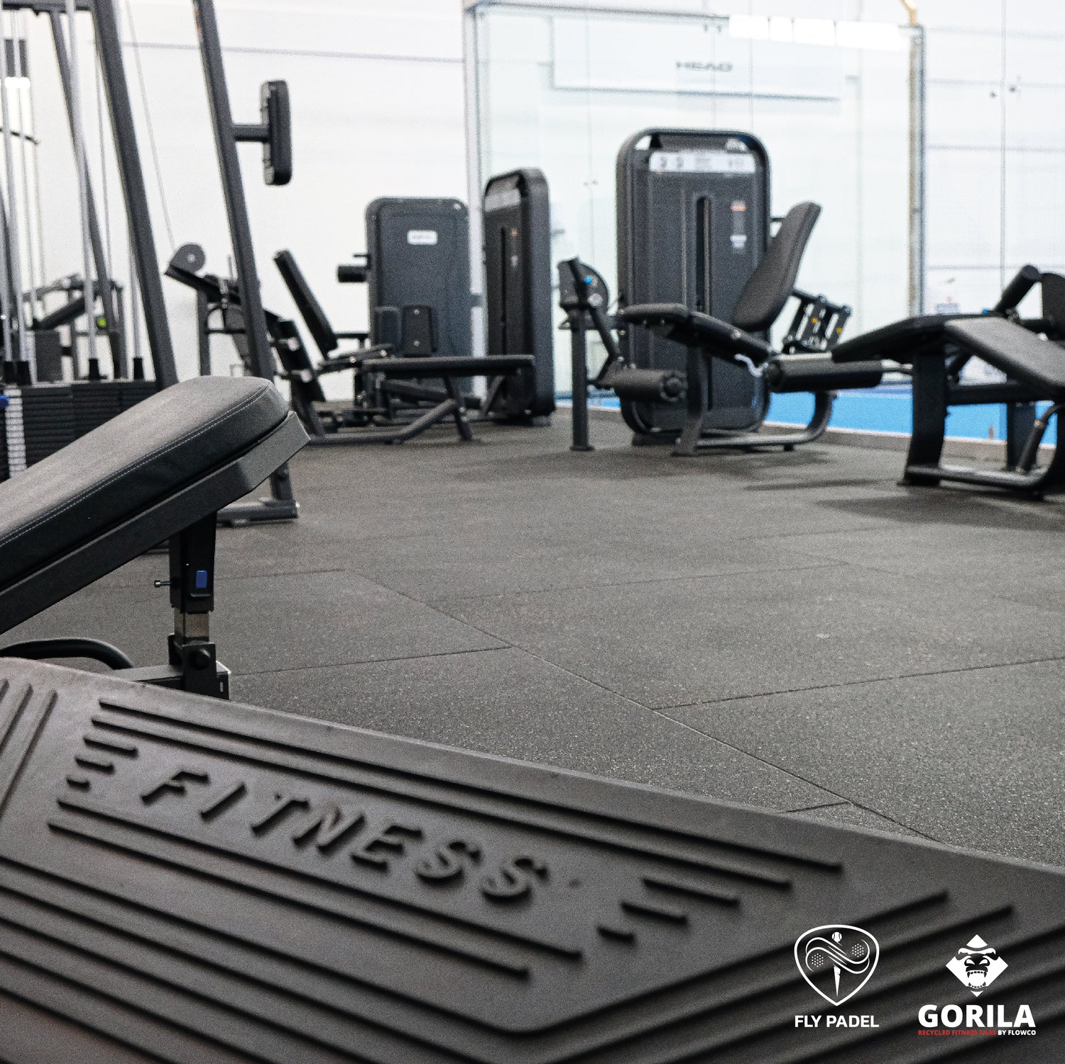 Extremely durable, non-slip and functional, our flooring is suitable for high traffic training areas in gyms, fitness clubs and CrossFit. Ecological products made in Portugal.
